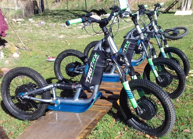 trottinette-electrique-ariege-pyrenees-occitanie- (1) -comp trottinette-electrique-ariege-pyrenees-occitanie- (1) -comp